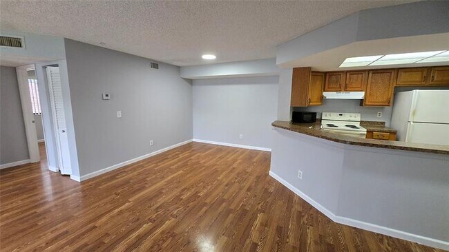 Foto del edificio - 9044 W Atlantic Blvd