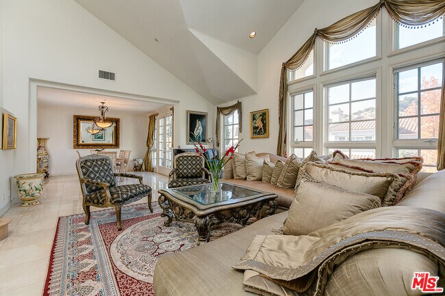 Foto del edificio - 2370 Brookshire Ln