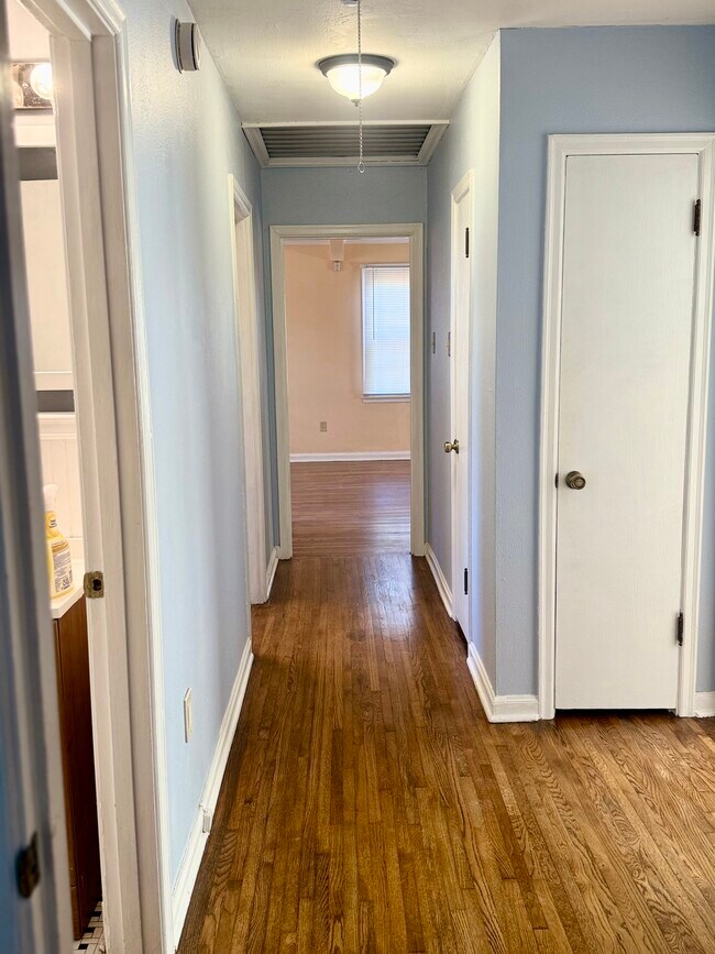 Foto del edificio - 4634 Amboy Rd