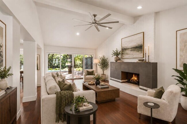 Foto del edificio - 3117 Eanes Cir
