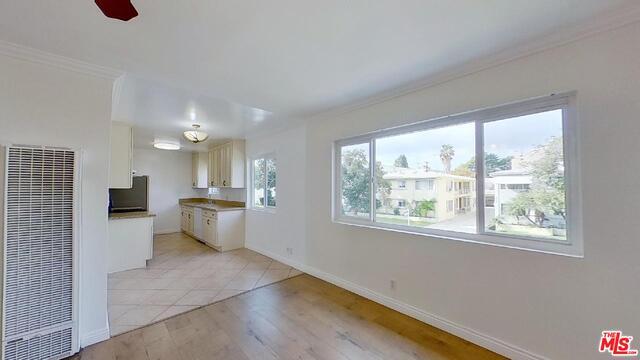 Foto del edificio - 1032 S Bedford St