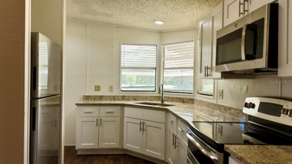 Foto principal - 835 Oberry Hoover Rd