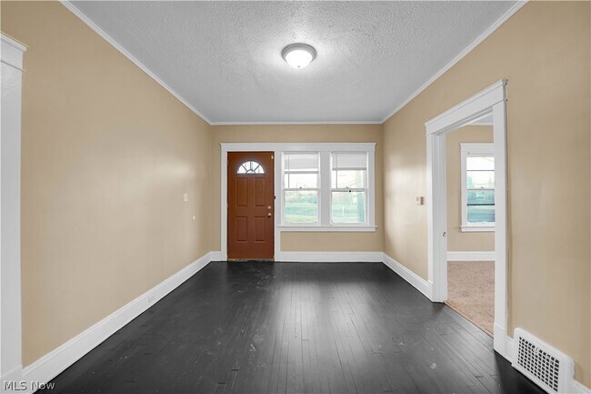 Foto del edificio - 54 W Grace St