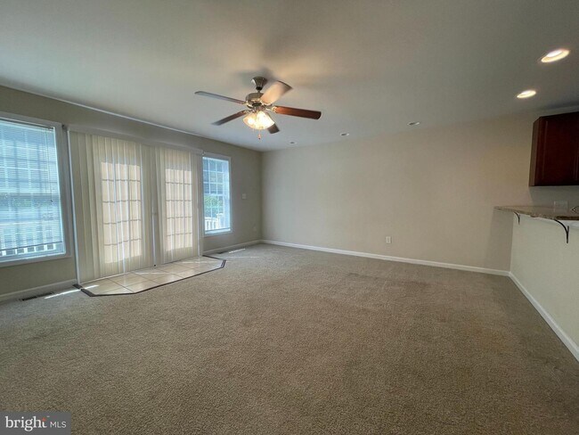 Foto del edificio - 108 Bell Tower Ct