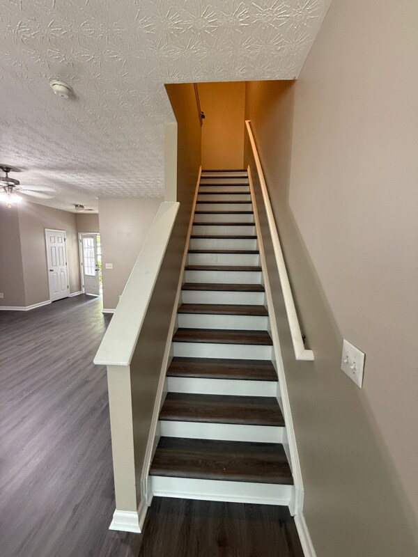 Photo - 518 Oakside Pl (Acworth, GA) House