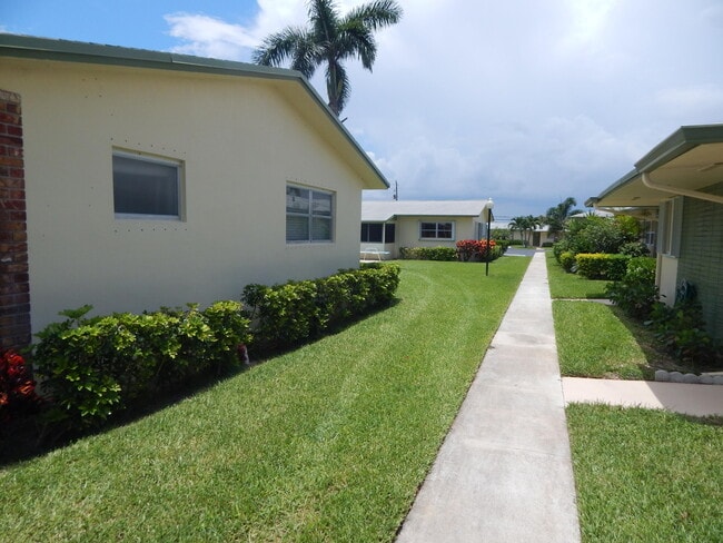 Building Photo - 2935 Crosley Dr W