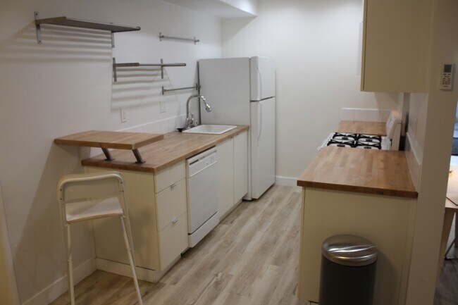 Foto del edificio - 10406 Culver Blvd