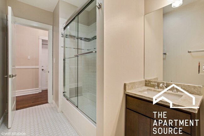 Foto del edificio - 1804 N Sheffield Ave