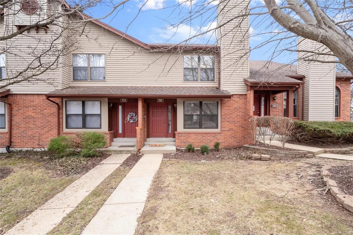 Primary Photo - 707 Forest Trace Dr