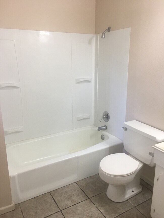 Building Photo - Just reduced!