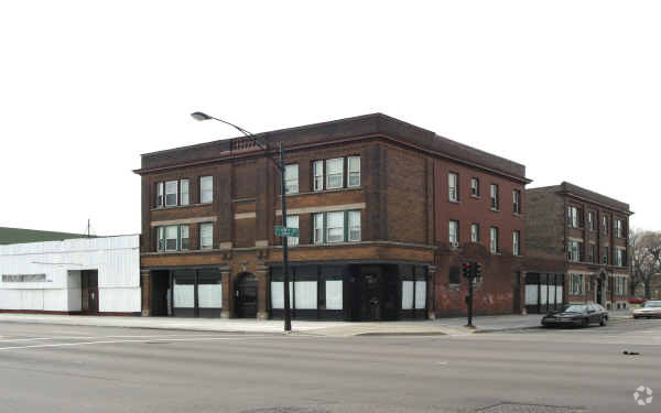 Building Photo - 6500-6502 S Cottage Grove Ave