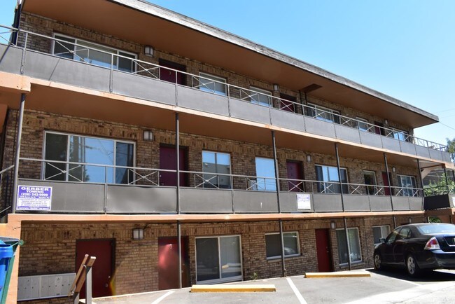 Foto del edificio - 1212 E Howell St