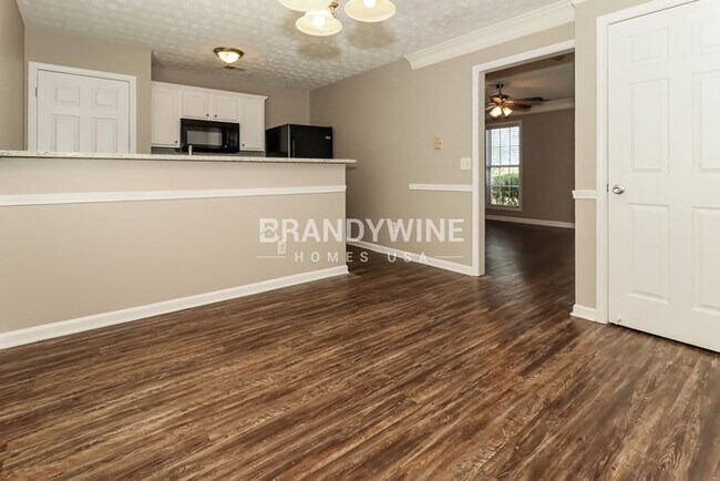 Foto del edificio - 3915 Riverside Pkwy