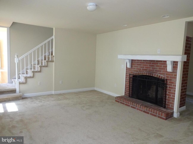 Foto del edificio - 117 Linthicum Dr