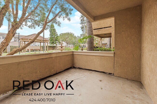 Foto del edificio - ~1 Month FREE~ SENIOR LIVING 55+: Splendid...