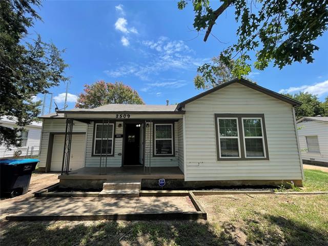Foto principal - 2509 Cravens Rd