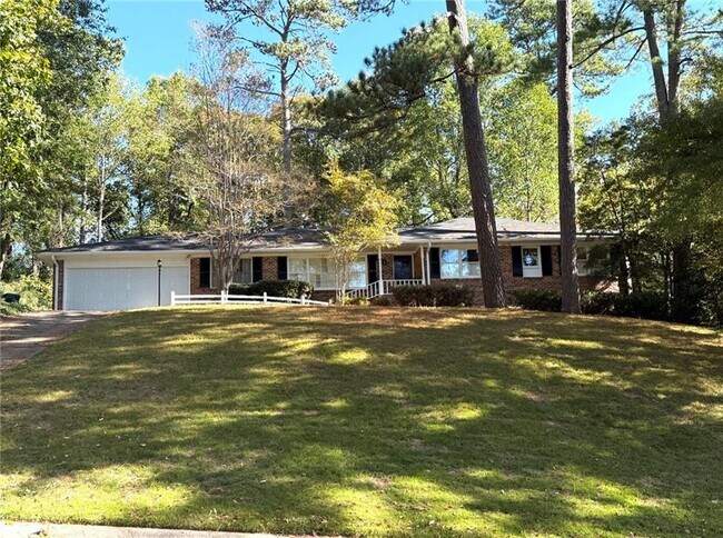 Foto del edificio - 410 Montevallo Dr NE