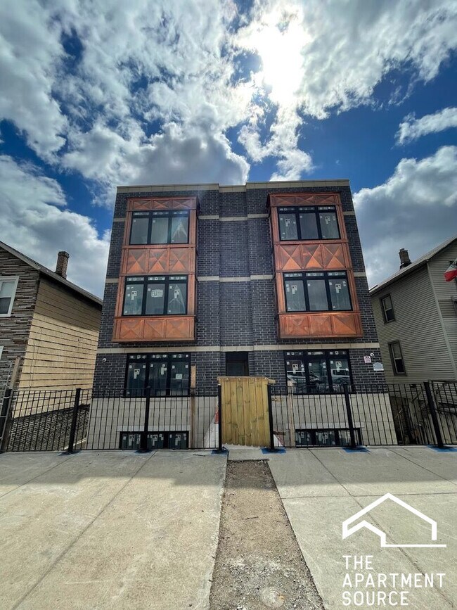 Foto del edificio - 1841 W 21st St