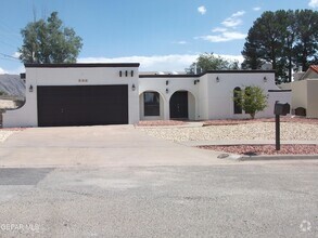 Building Photo - 844 Tepic Dr