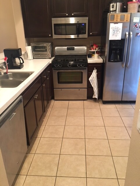 Foto principal - 1468 Burgundy Dr