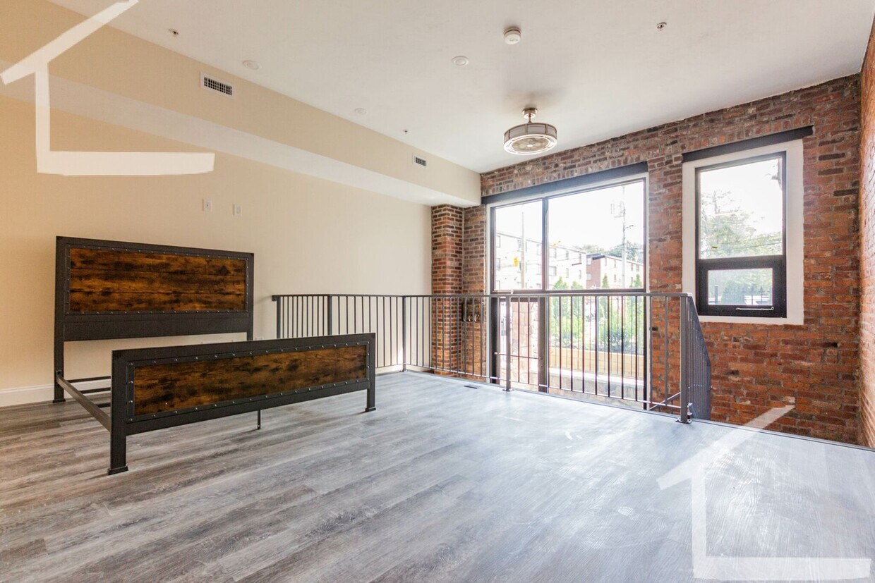 Building Photo - Unique Allston Apartment