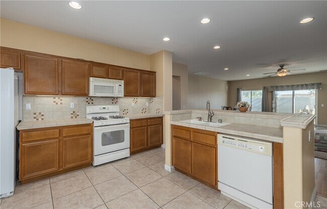 Foto del edificio - 64243 Eagle Mountain Ave