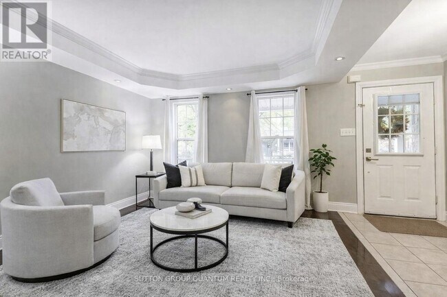 Building Photo - 187 Gatwick Dr