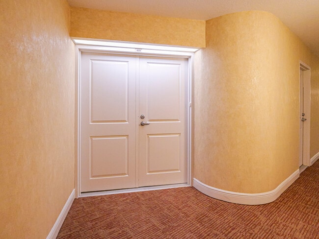 Building Photo - 4600 Jimmy Buffett Mem Hwy