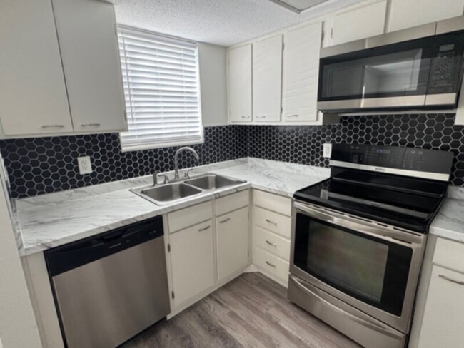 Foto del edificio - Recently Remodeled Winter Park 1 Bed, 1 Ba...