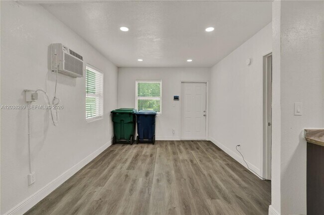 Building Photo - 26620 SW 138th Ct