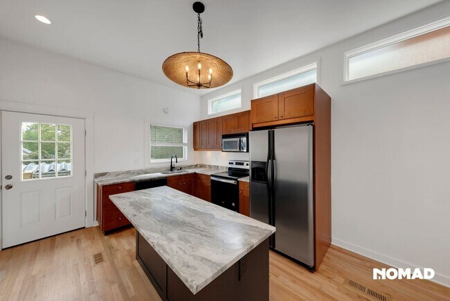 Foto del edificio - 630 Headley Ave