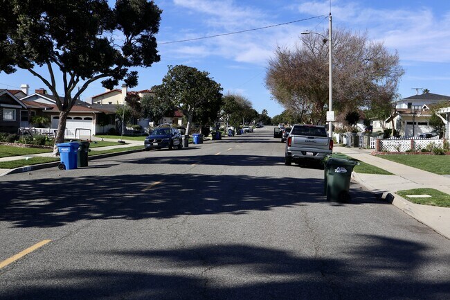 Foto del edificio - 422 Avenue E