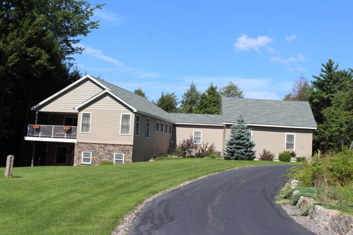 Foto principal - 43 Farm View Ln