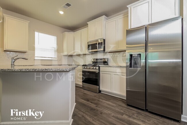 Building Photo - 310 Ashborne Ln
