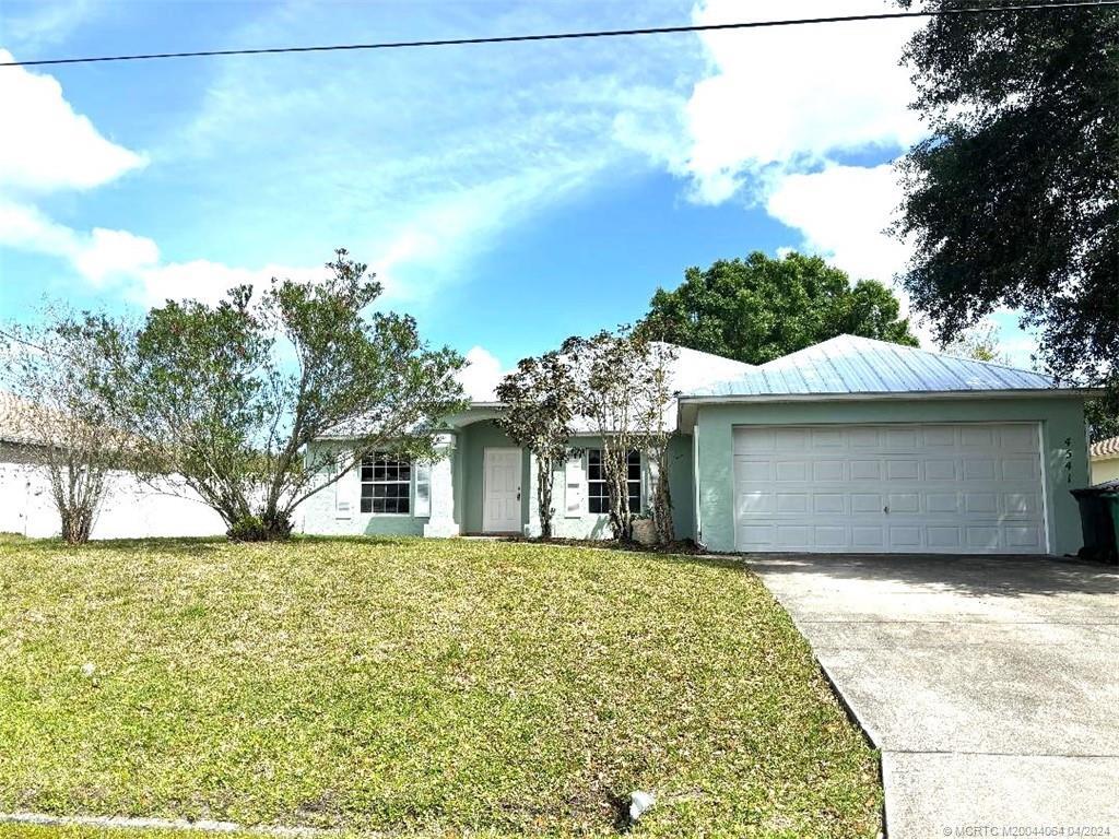 Primary Photo - 4541 SW Athena Dr