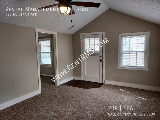 Foto del edificio - 421 NE Strait Ave