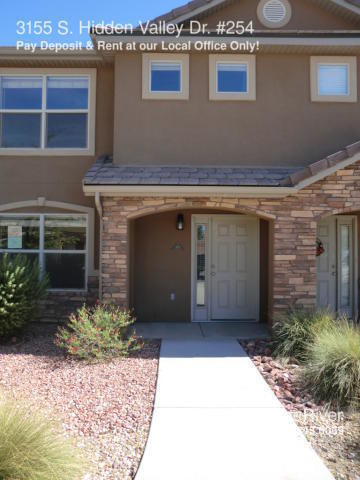 Primary Photo - 3155 S Hidden Valley Dr