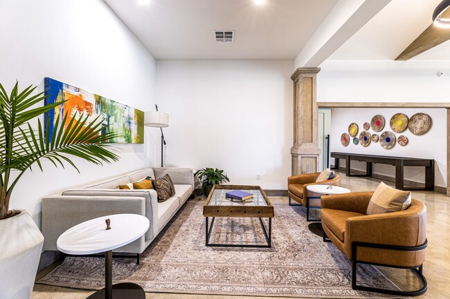 Foto del edificio - A World of Luxury: Resplendent Living Spaces