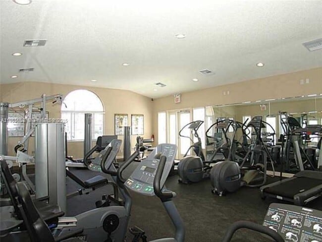 Building Photo - 651 Lyons Rd