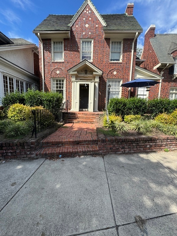 Photo - 712 N Arther Ashe Blvd