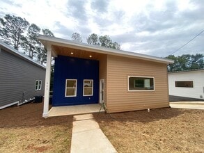 Building Photo - 400 Fourth Street
