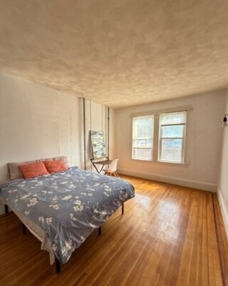 Foto del edificio - 58 Aspinwall Ave