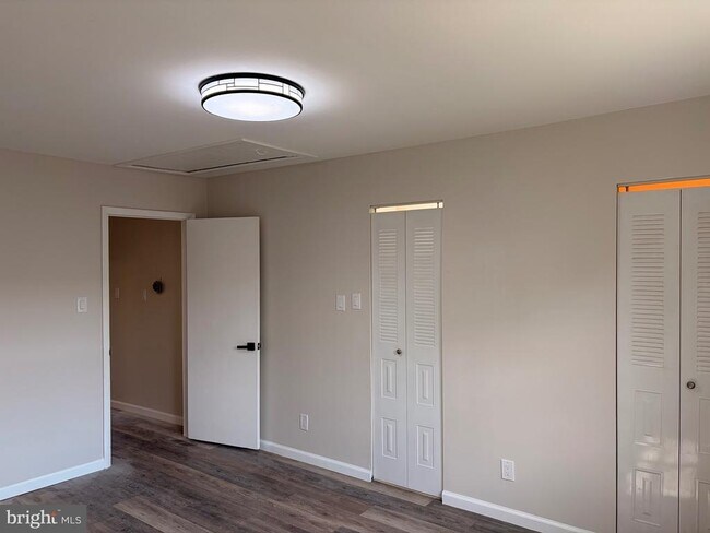 Foto del edificio - 1294 Cooper St