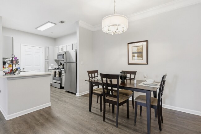 Foto del edificio - 1340 N Brickyard Rd