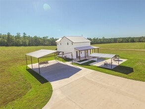 Building Photo - 1275 Castlewood Rd
