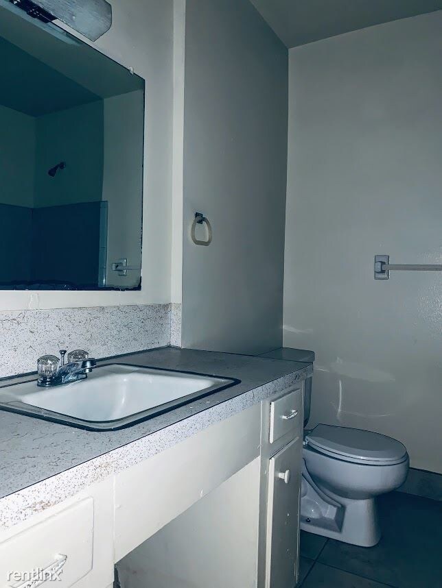 Foto del edificio - 2 br, 1 bath Apartment - Townshire Manor 17