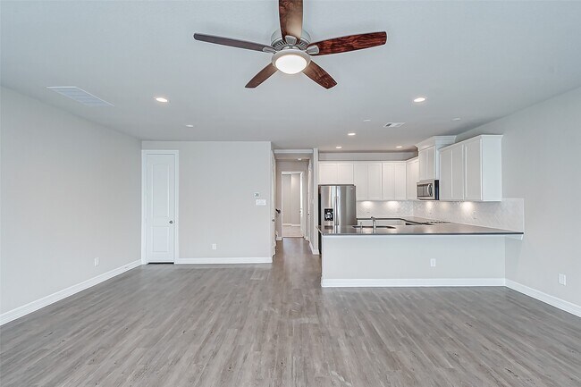 Foto del edificio - 11014 Cres Light Way