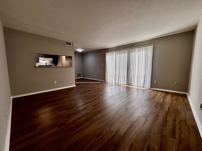 Foto del edificio - Spacious One Bedroom Located in Kettering ...