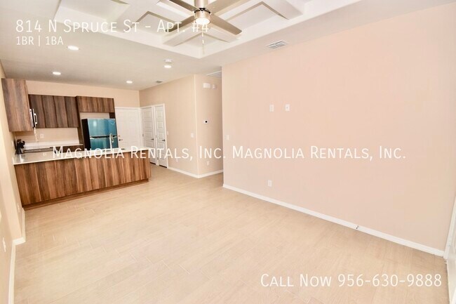 Building Photo - The Woodlands Gated Apartment Community - ...