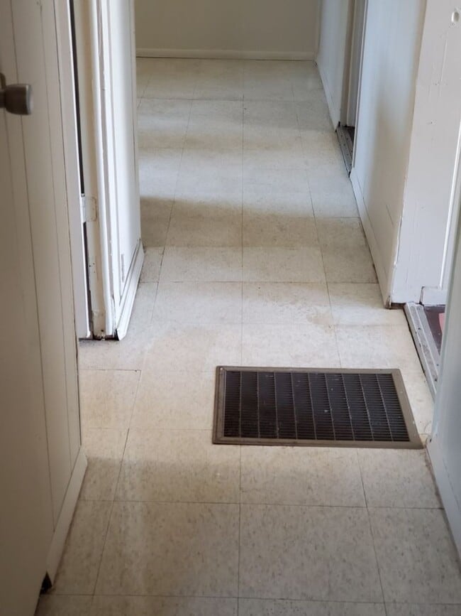 Foto del edificio - Two Bedroom One Bath Manufactured Home - G...